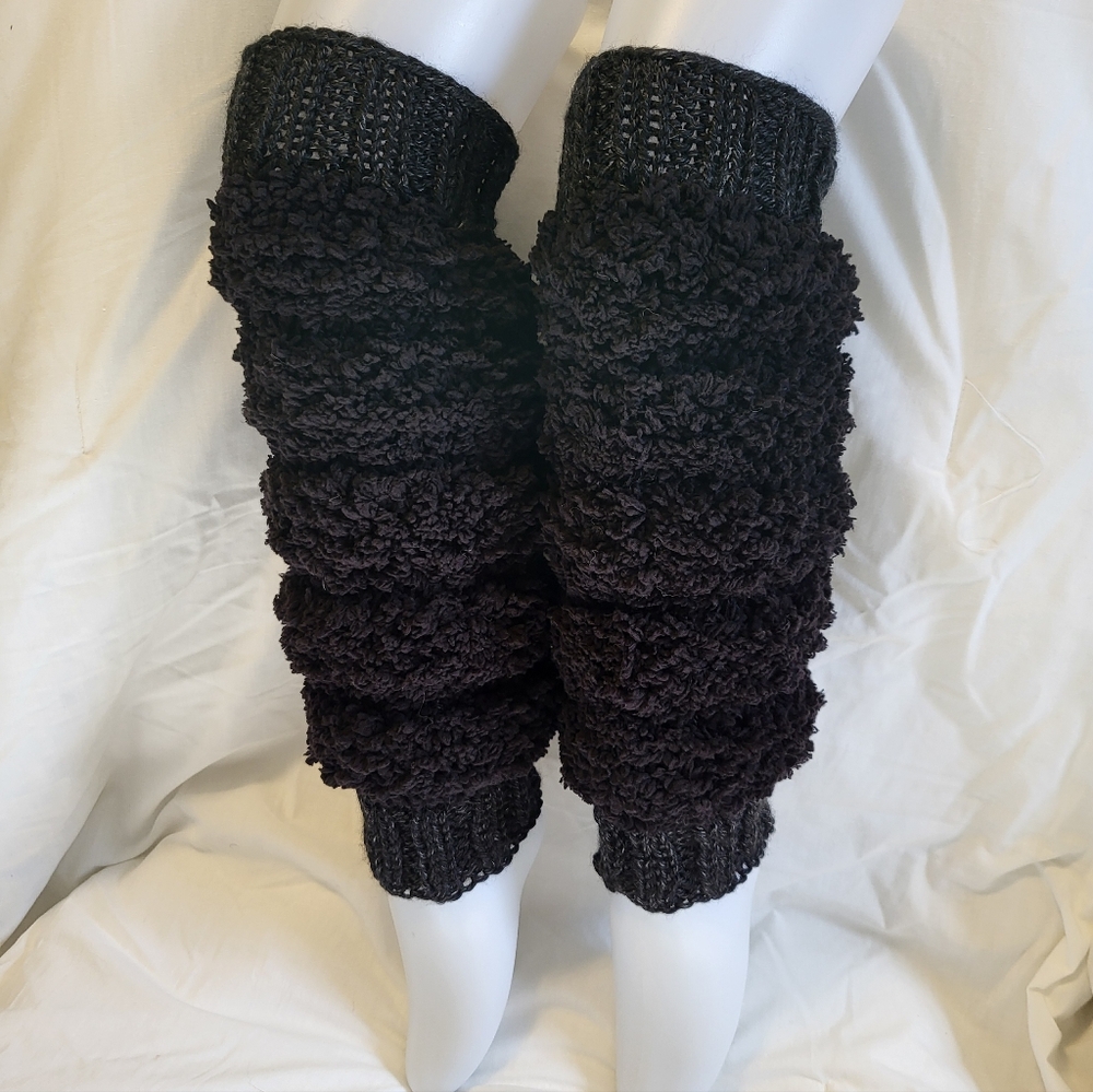 Hand-knit skrunchers™ legwarmers, 10" calf circumfrence (age 10-12 approx.)